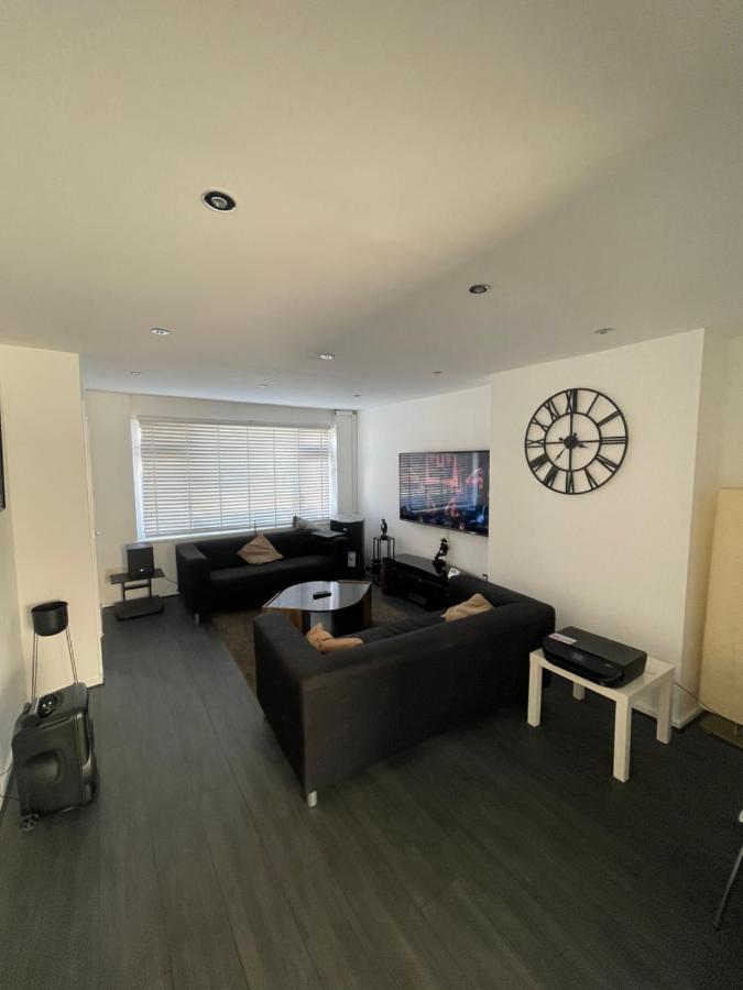 Tilbury Docks Rooms For Short Letting Exteriér fotografie