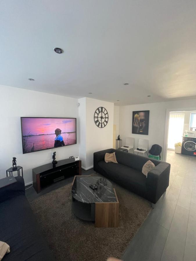Tilbury Docks Rooms For Short Letting Exteriér fotografie